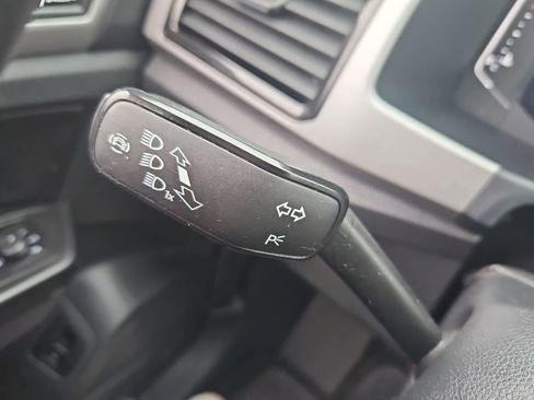 Used 2021 Volkswagen Atlas SEL Premium image 26