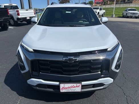 New 2026 Chevrolet Equinox ACTIV FWD image 2