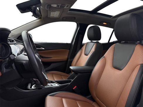 Used 2021 Buick Encore GX Essence w/ Advanced Technology Package image 9