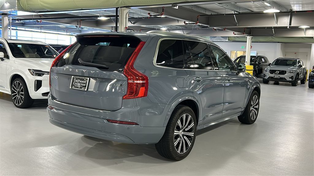Certified 2023 Volvo XC90 B5 Core w/ Protection Package Premier AWD/4WD image 4