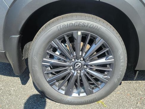 New 2026 Nissan Pathfinder SL w/ SL Premium Package AWD/4WD image 10