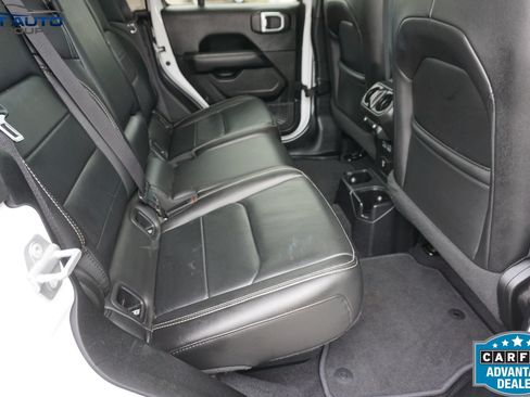 Used 2020 Jeep Gladiator Overland AWD/4WD image 20
