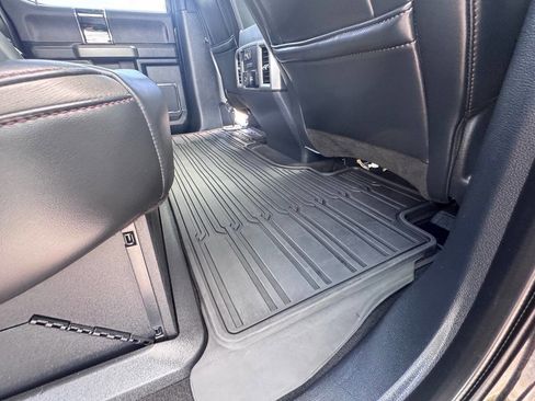 Used 2022 Ford F450 Platinum w/ FX4 Off-Road Package image 53