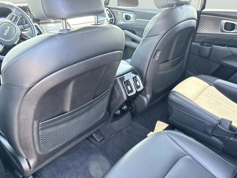 Used 2023 Kia Sorento SX FWD image 14