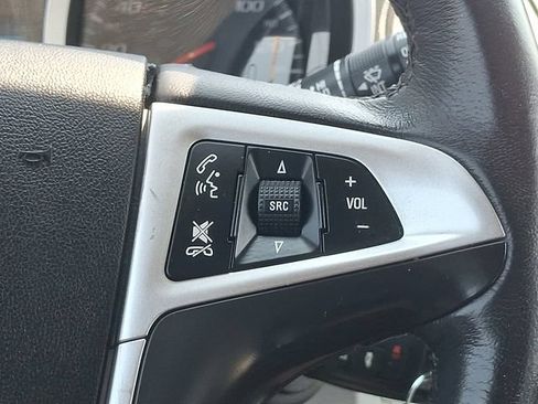 Used 2017 Chevrolet Equinox Premier w/ Enhanced Convenience Package AWD/4WD image 23