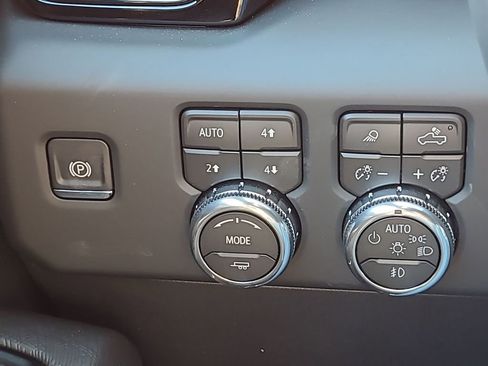 New 2026 GMC Sierra 1500 AT4X image 18