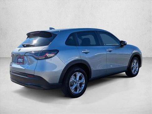 Used 2024 Honda HR-V LX image 5