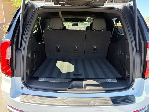 Used 2026 GMC Yukon XL Denali w/ Sun & Power Step Package AWD/4WD image 7