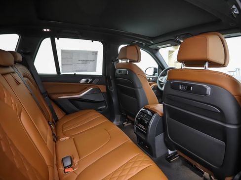New 2026 BMW X5 xDrive40i w/ Executive Package AWD/4WD image 26