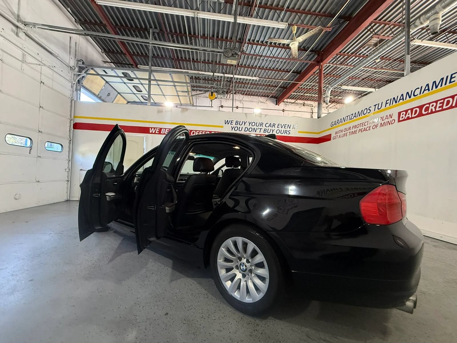 Used 2009 BMW 328i Sedan RWD image 16