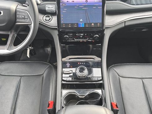 Used 2022 Jeep Grand Cherokee Limited 4xe w/ Luxury Tech Group II AWD/4WD image 3