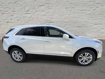 New 2026 Cadillac XT5 Luxury