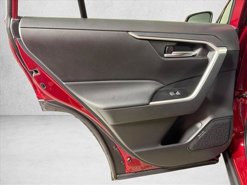 Used 2023 Toyota RAV4 XLE Premium FWD image 23