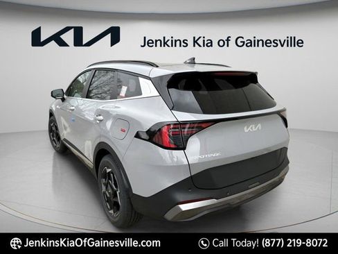 New 2026 Kia Sportage EX image 3
