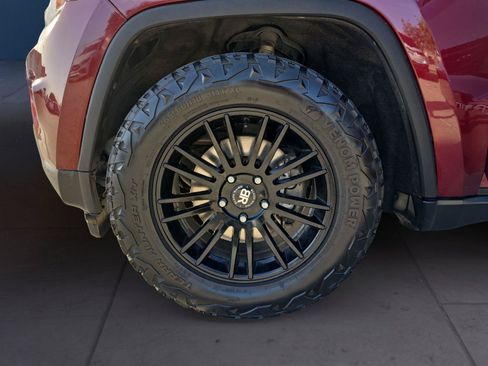 Used 2016 Jeep Grand Cherokee Laredo w/ Quick Order Package 23E RWD image 14