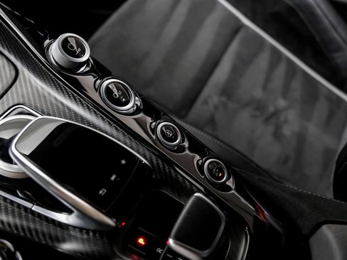 Used 2018 Mercedes-Benz AMG GT R image 27