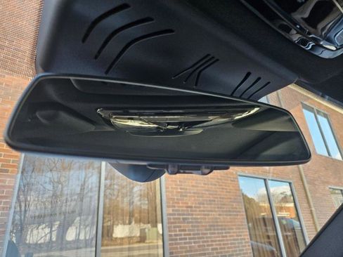 Used 2024 BMW i4 eDrive40 w/ M Sport Package image 40