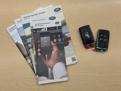 Used 2019 Land Rover Range Rover Sport SVR image 43