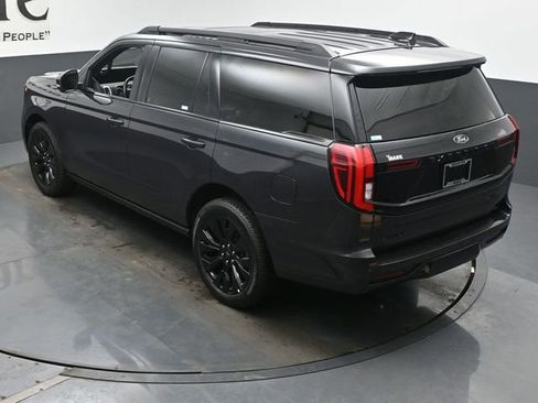 Used 2025 Ford Expedition Platinum w/ Stealth Appearance Package AWD/4WD image 43