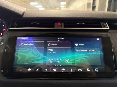 Used 2019 Land Rover Range Rover Velar R-Dynamic SE AWD/4WD image 12