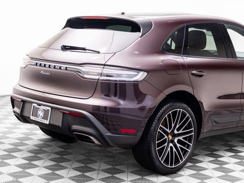 Certified 2026 Porsche Macan AWD/4WD image 36