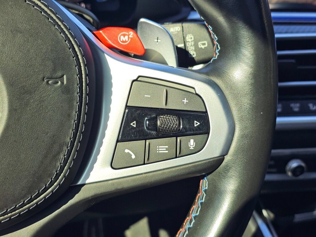 Used 2022 BMW X5 M AWD/4WD image 27