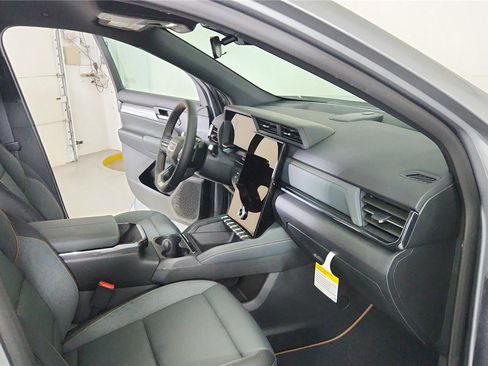 New 2026 GMC Terrain AT4 AWD/4WD image 19
