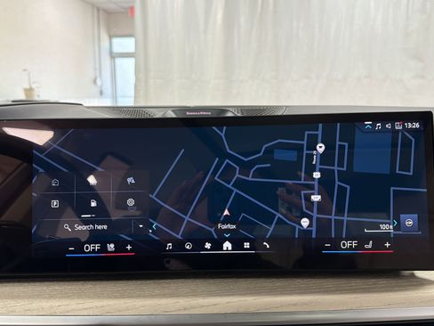 Used 2025 BMW X7 xDrive40i image 25