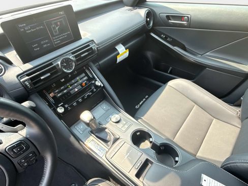 Used 2025 Lexus IS 350 F Sport RWD image 18