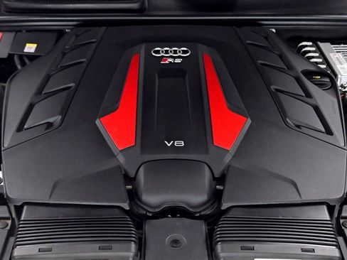 Used 2024 Audi RS Q8 image 31