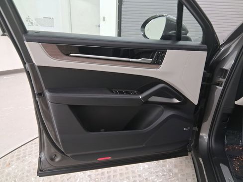 New 2026 Porsche Cayenne E-Hybrid image 22