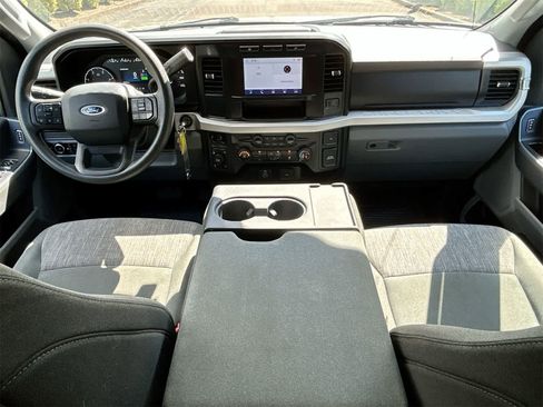 Used 2023 Ford F350 XLT image 14