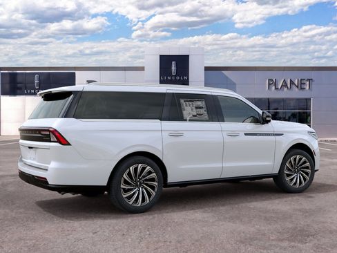 New 2027 Lincoln Navigator L Black Label AWD/4WD image 6