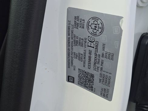 Used 2023 GMC Canyon AT4 w/ AT4 Premium Package image 41