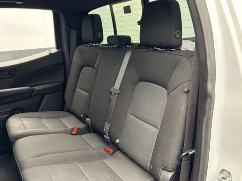 Used 2025 Chevrolet Colorado W/T w/ WT Custom Package RWD image 29