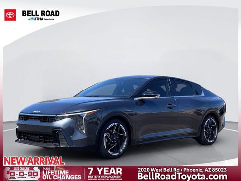 Used 2025 Kia K4 GT-Line FWD image 1