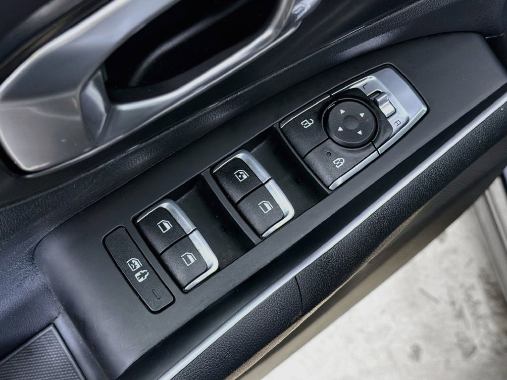 Certified 2023 Kia Sorento EX AWD/4WD image 18