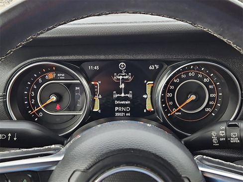 Used 2020 Jeep Wrangler Unlimited Sahara image 29