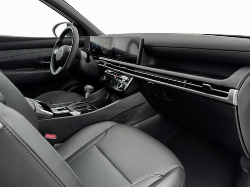 Certified 2025 Hyundai Santa Cruz SEL FWD image 15