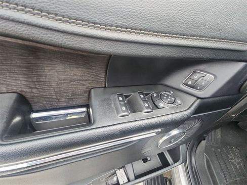 Used 2021 Ford Expedition Limited image 23