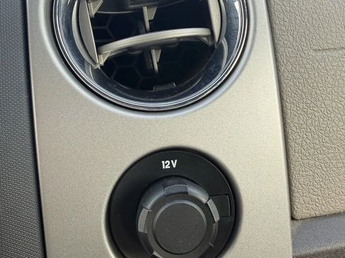 Used 2009 Ford F150 XLT image 18