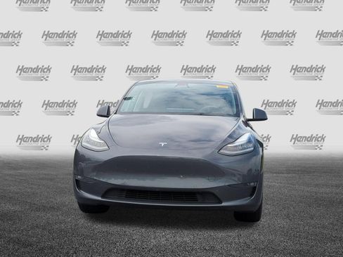 Used 2021 Tesla Model Y 2WD image 3