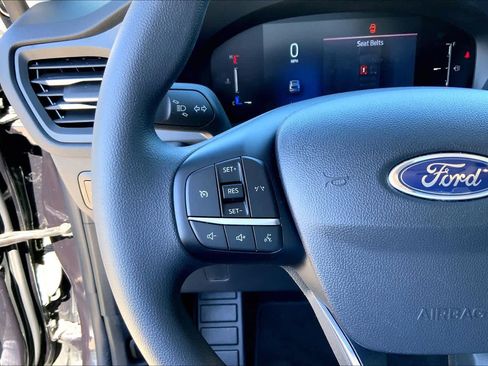Used 2025 Ford Escape Active FWD image 23