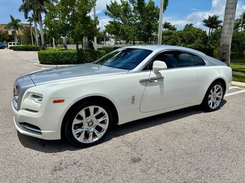 Used 2020 Rolls-Royce Wraith RWD image 11