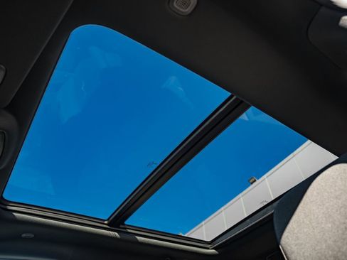 New 2026 RAM 1500 4x4 Crew Cab image 36