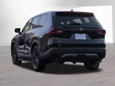 New 2026 Toyota Grand Highlander Limited image 8