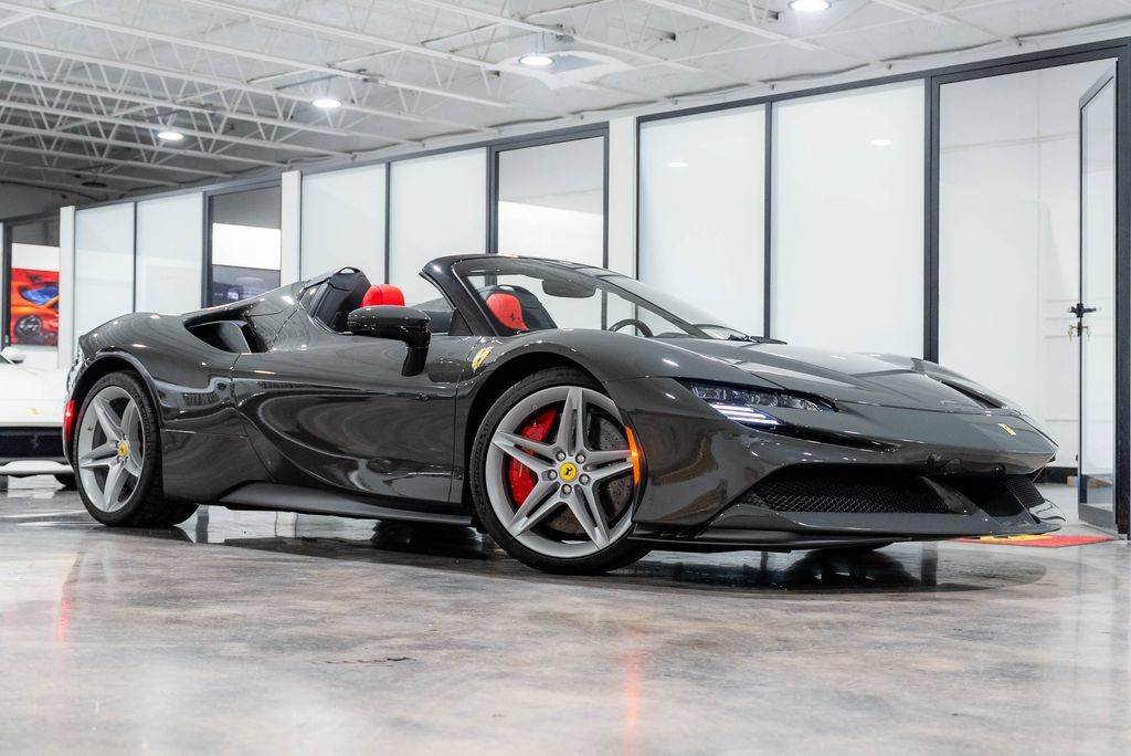 Used 2024 Ferrari SF90 Spider AWD/4WD image 4