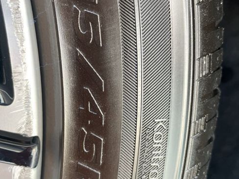 Used 2024 Nissan Sentra SR w/ SR Premium Package image 26