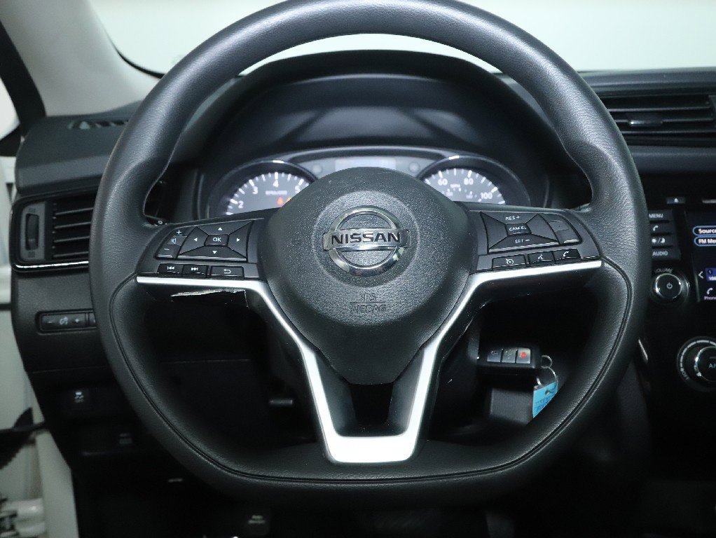 Used 2018 Nissan Rogue S AWD/4WD image 21