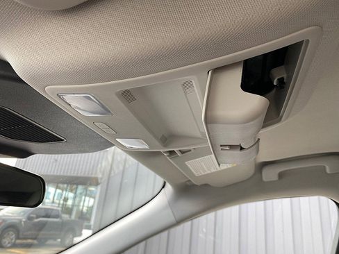 Used 2022 Ford Escape SE w/ Convenience Package image 57